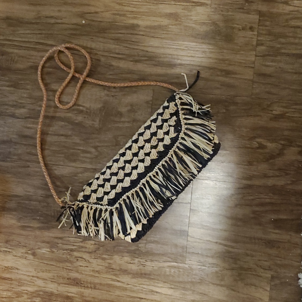 NEW SHEBOBO  crochet straw basket bag in natural